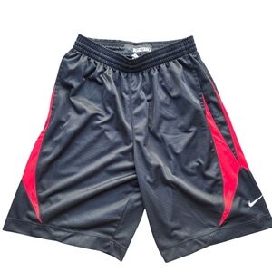 Nike Basketball shorts Men’s Large. Drawstring waist In Black And Red